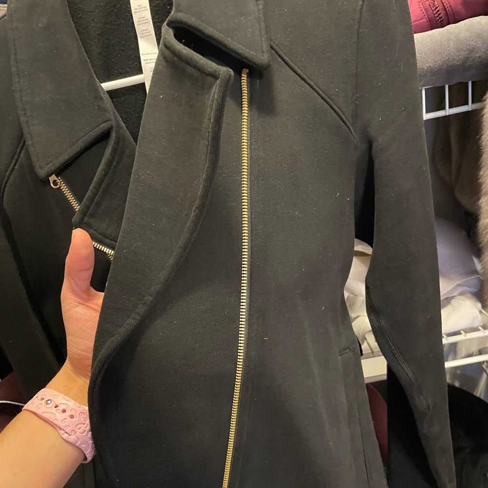 Lululemon black zip up sweater - Picture 3 of 9
